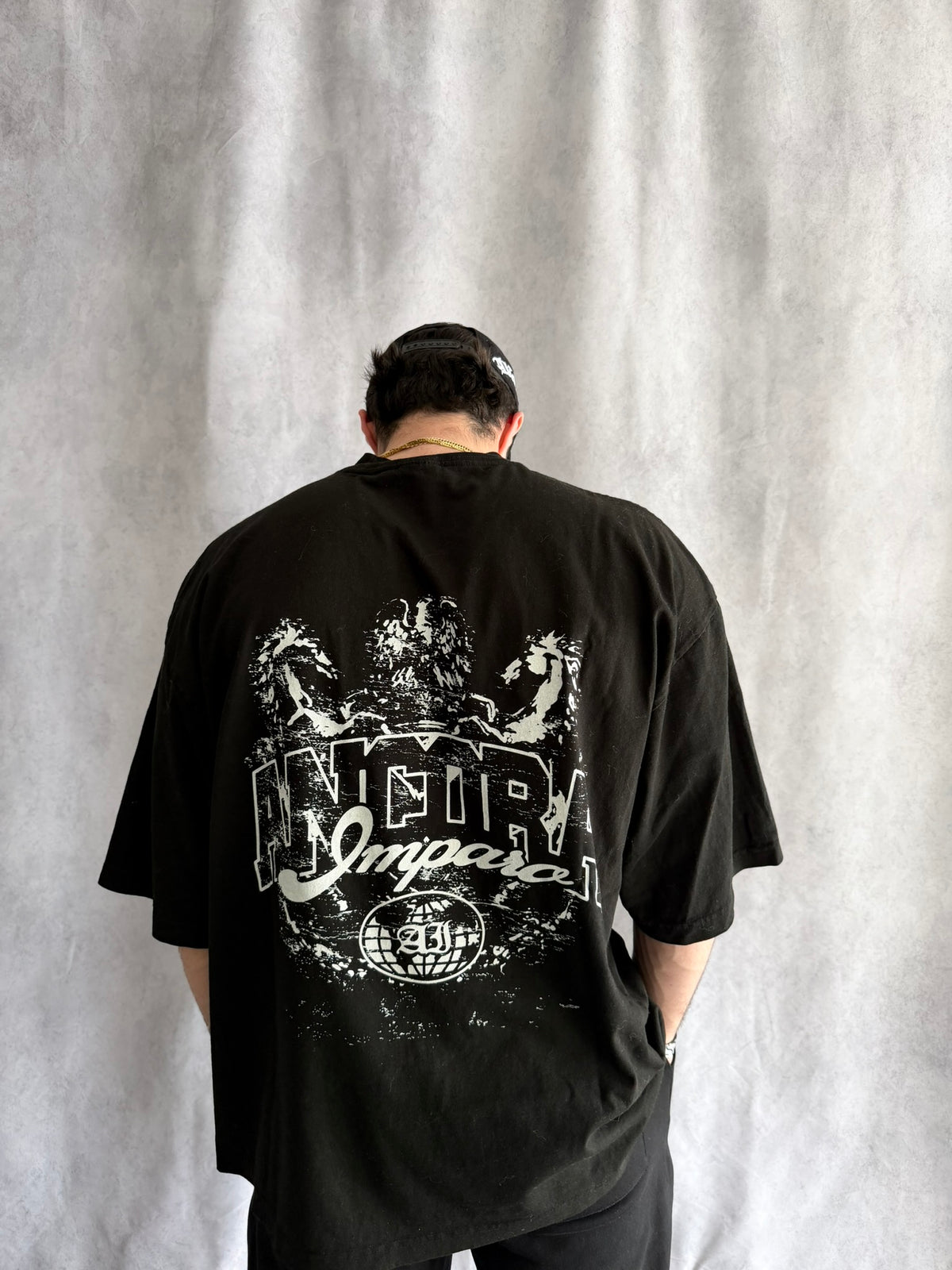 T-SHIRT LEGACY CREST