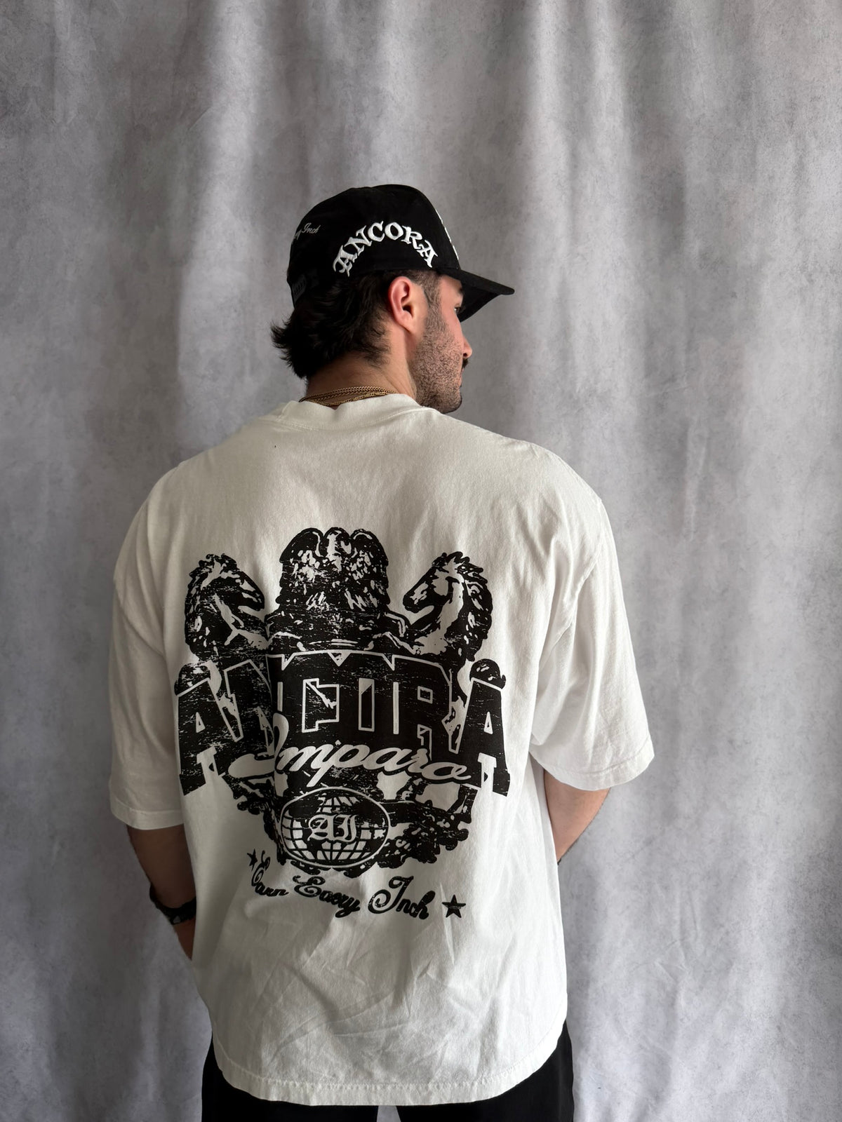 T-SHIRT LEGACY CREST