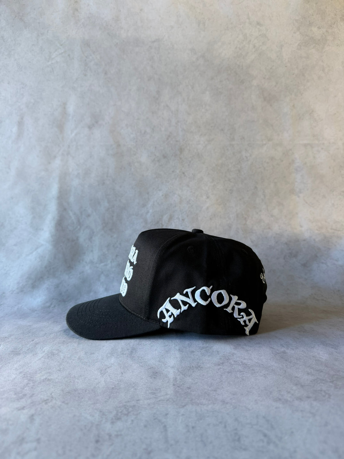 CAPPELLO AFFIANCATO