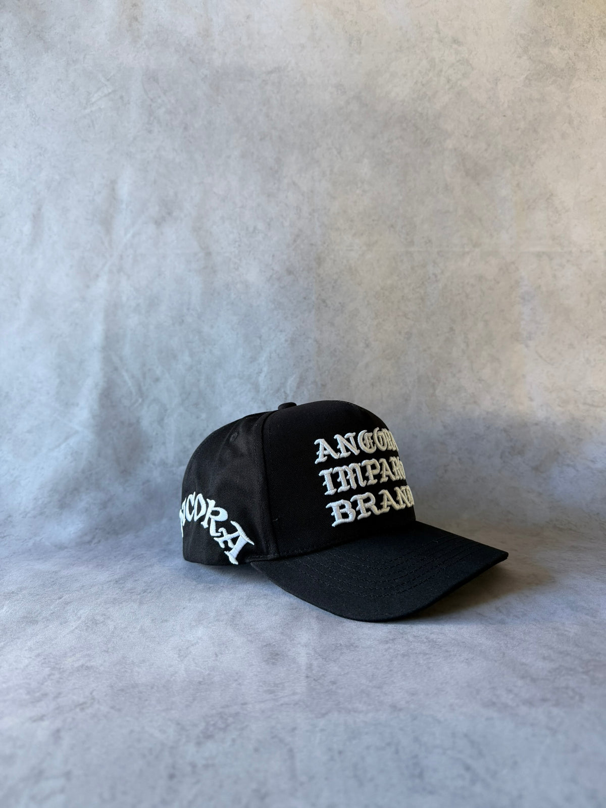 CAPPELLO AFFIANCATO