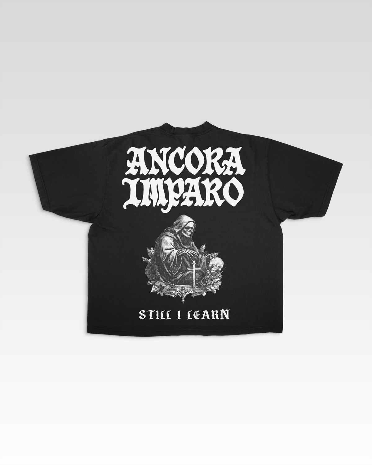 FUNDAMENTAL TEE IN HET ZWART