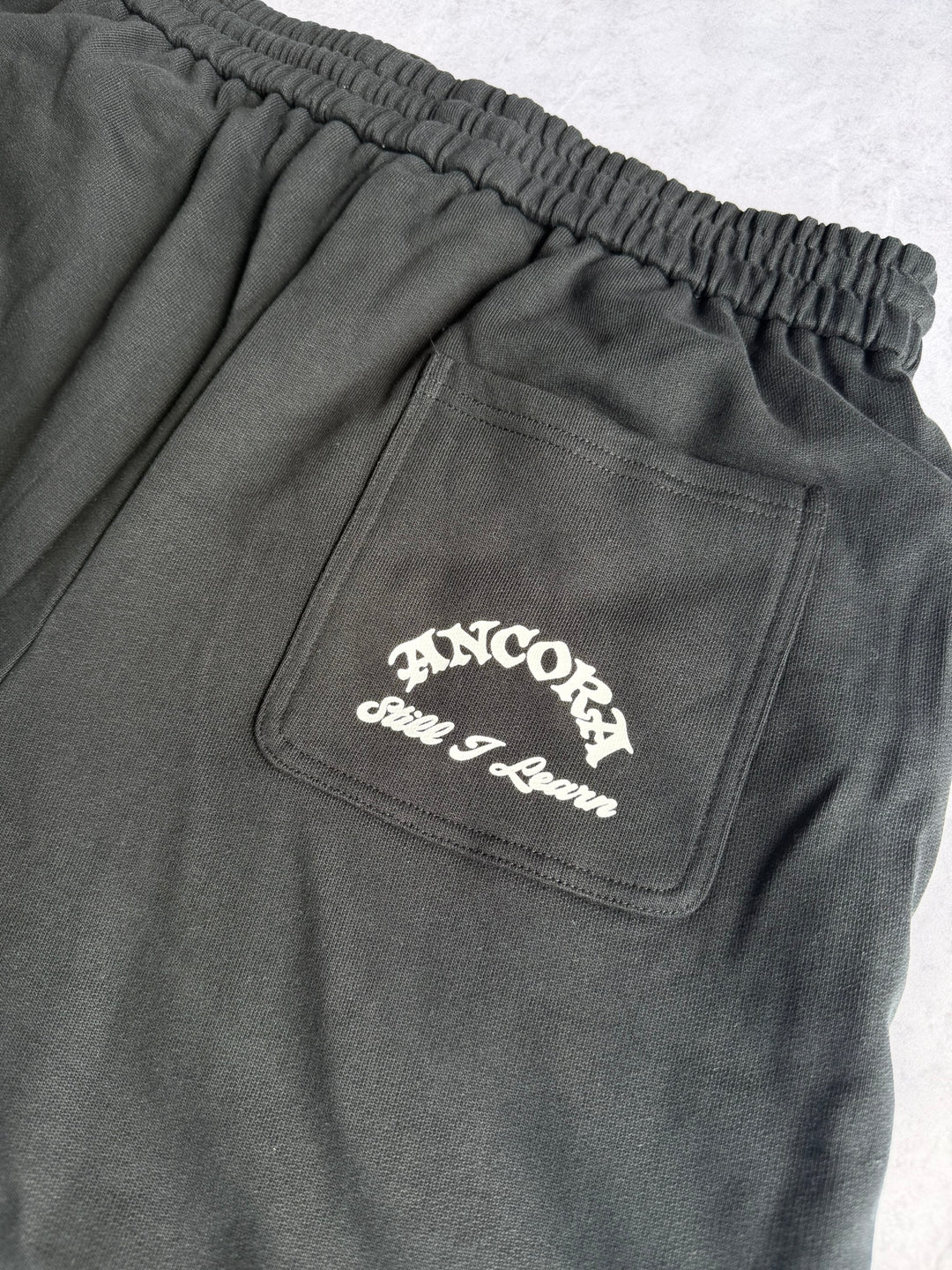 ANCORA SWEAT JORTS - BLACK