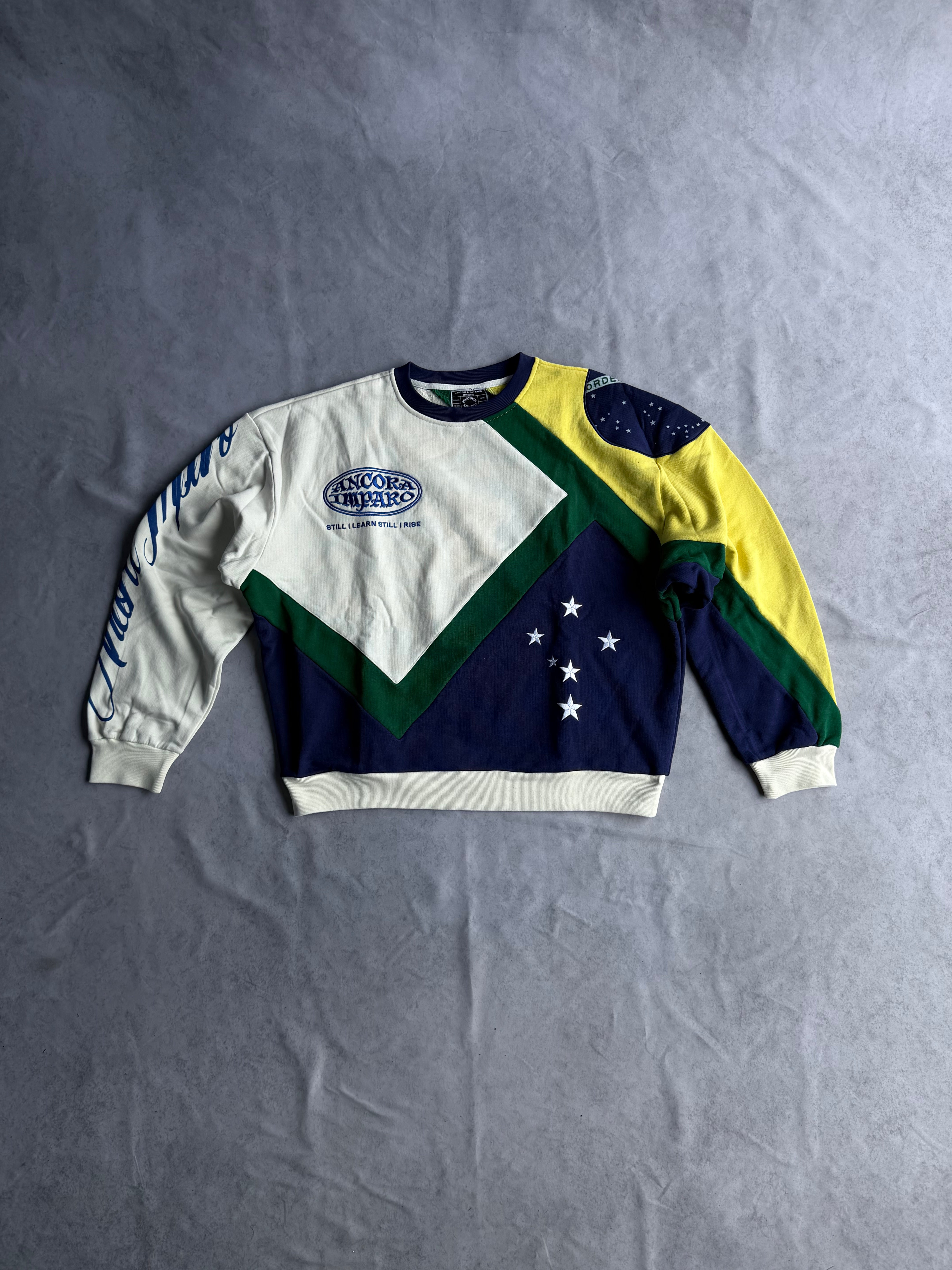 BRAZIL 90 CREWNECK