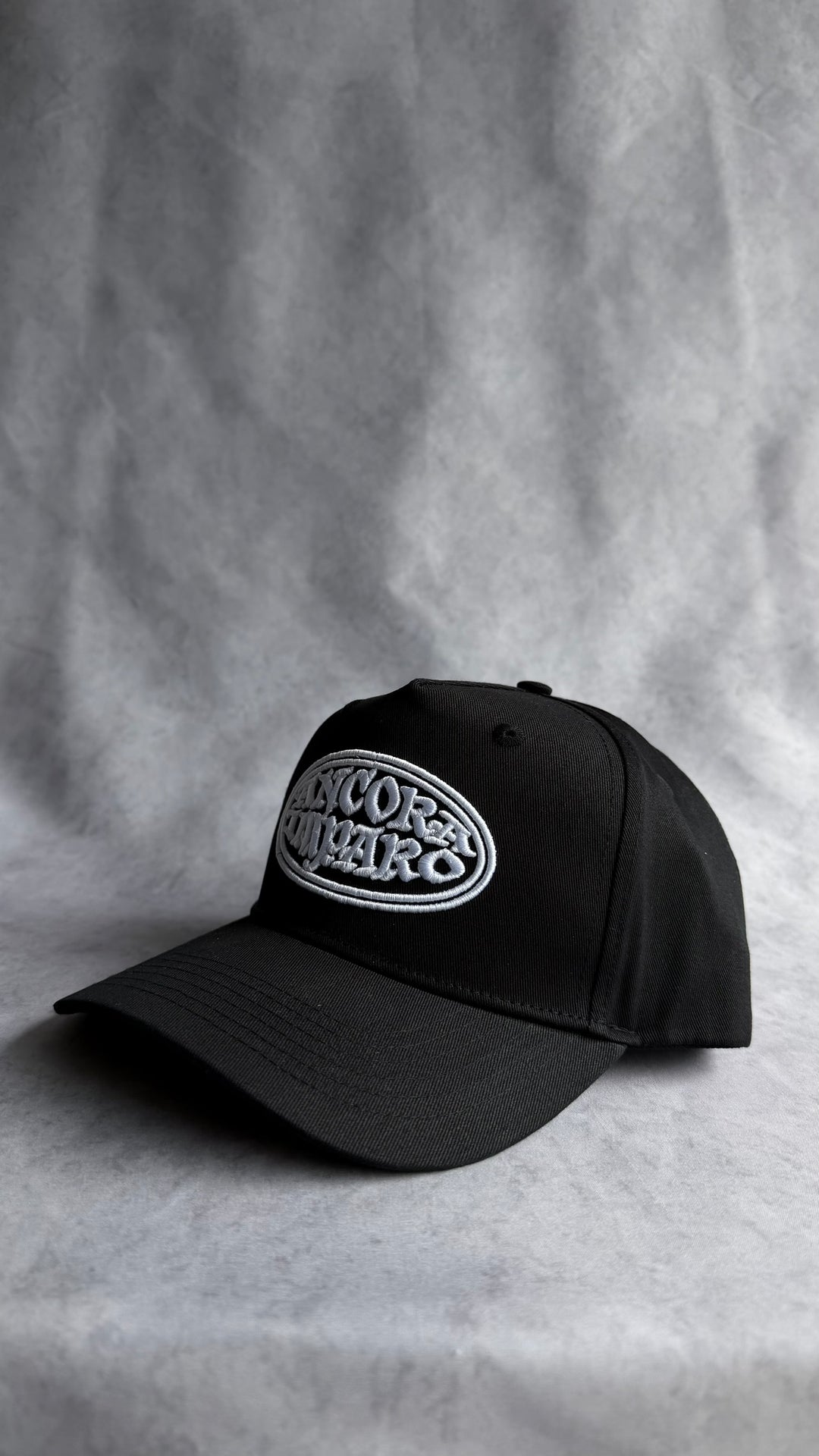 OVAL SNAPBACK
