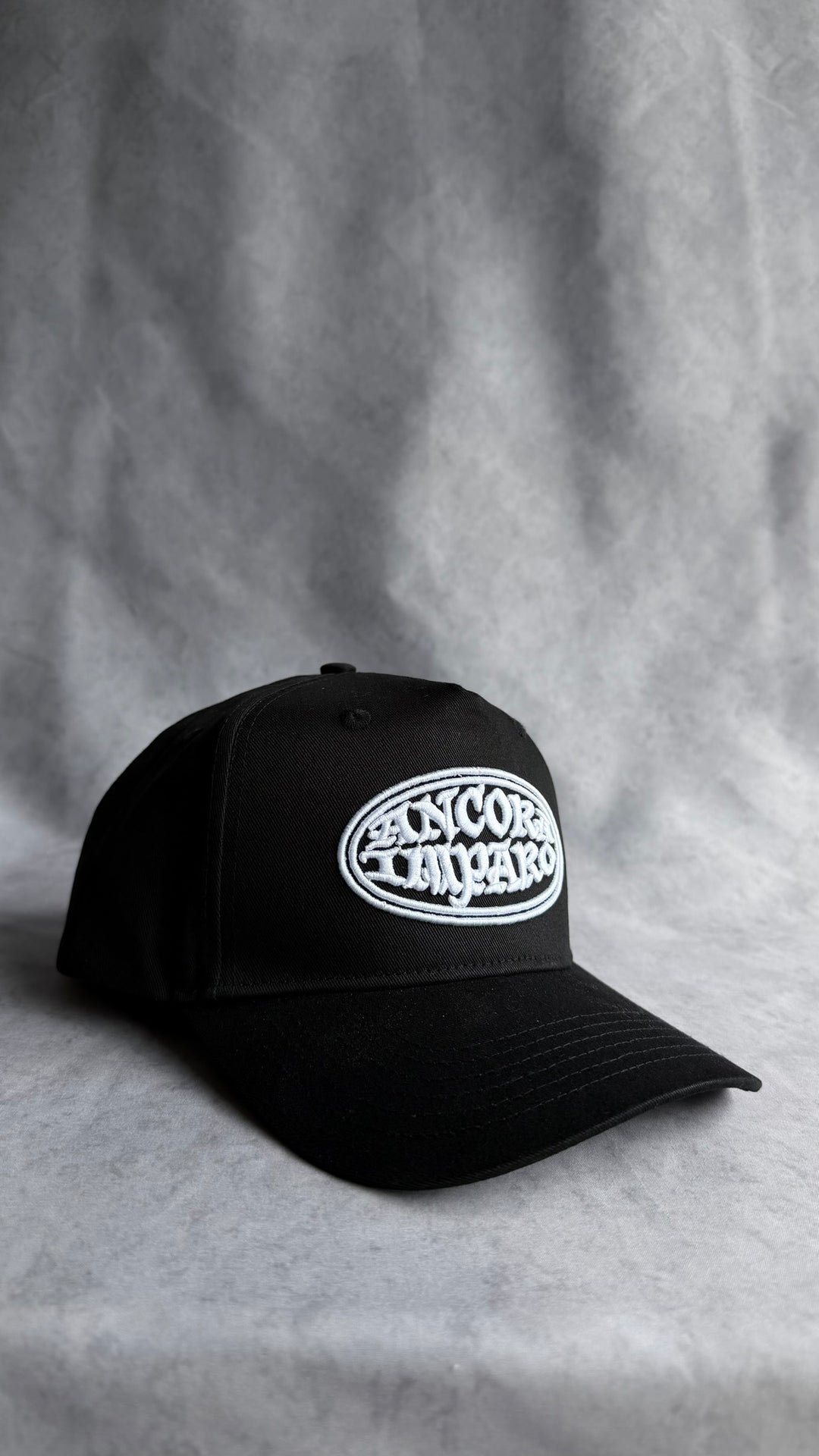 OVAL SNAPBACK