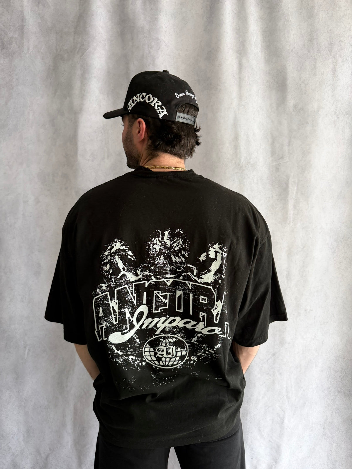 T-SHIRT LEGACY CREST