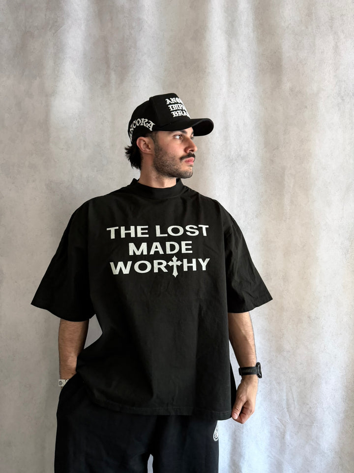 LOST MADE WORTHY TEE IN BLACK