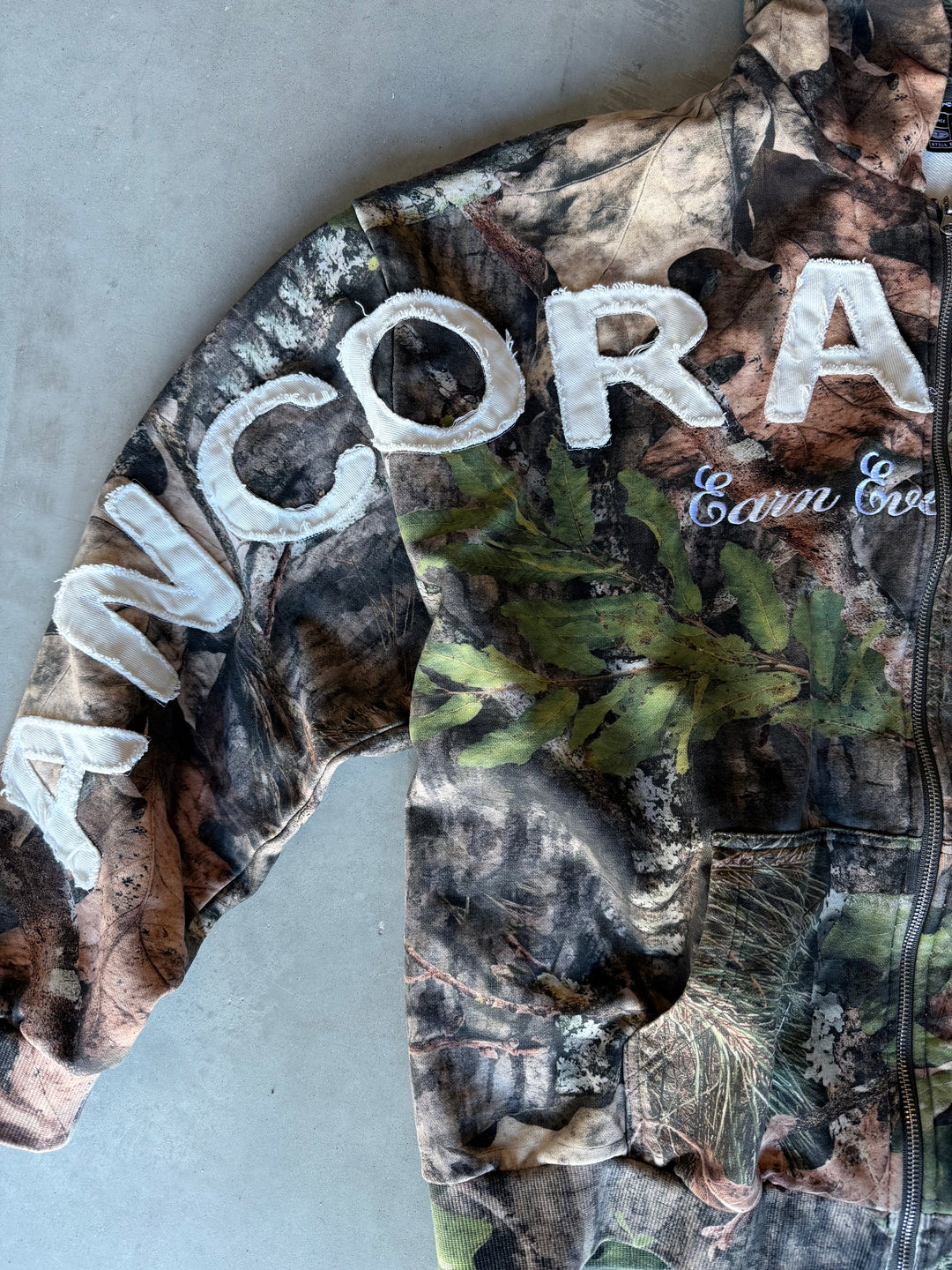 EARN EVERY INCH HOODIE - CAMO