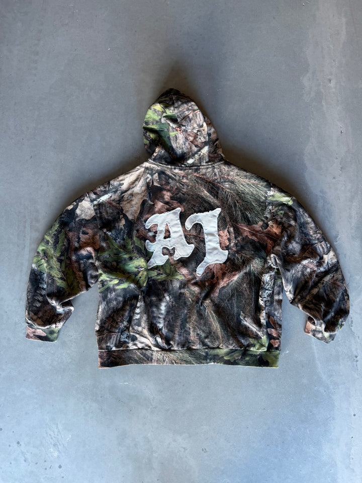 EARN EVERY INCH HOODIE - CAMO