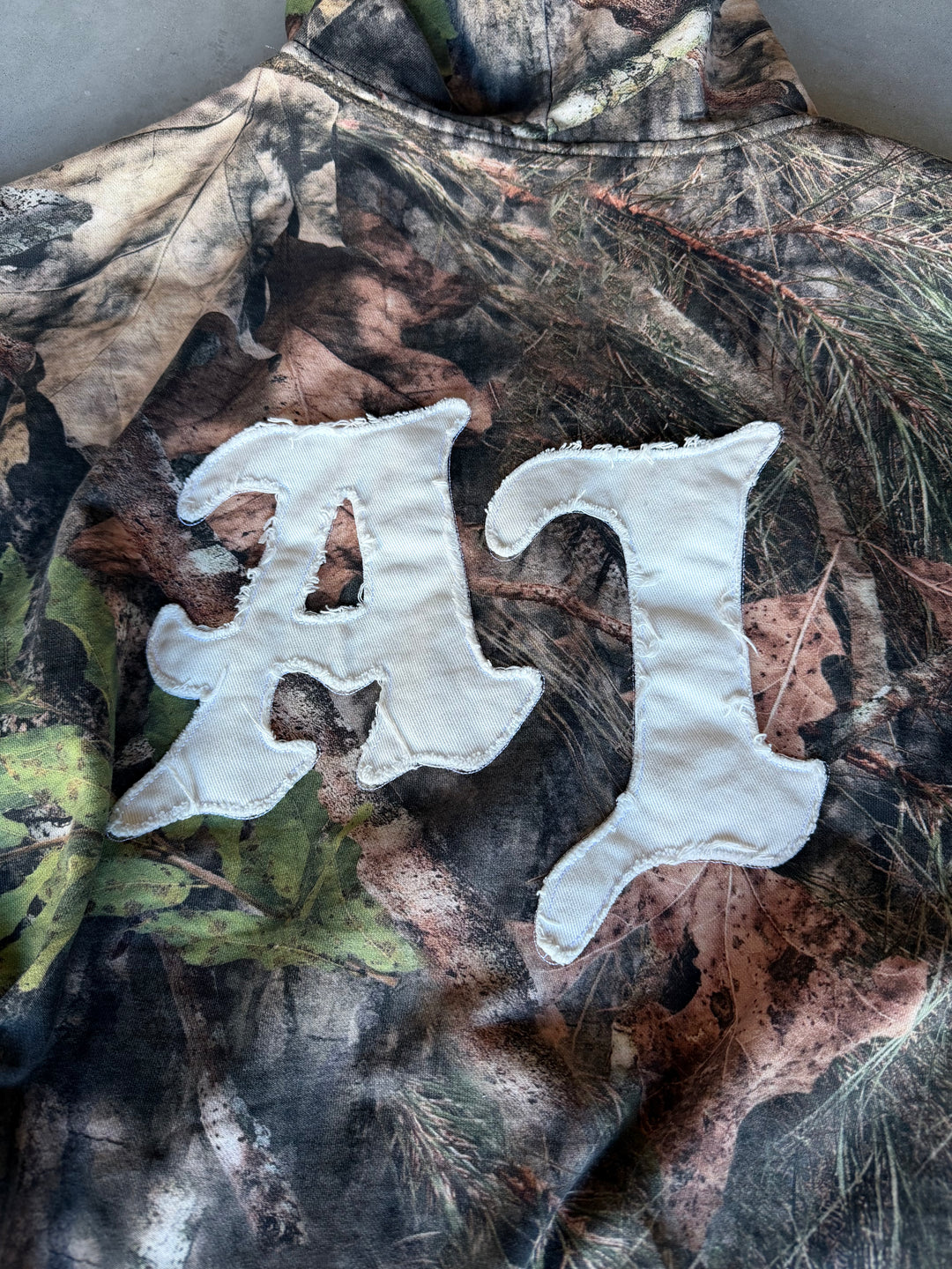 EARN EVERY INCH HOODIE - CAMO