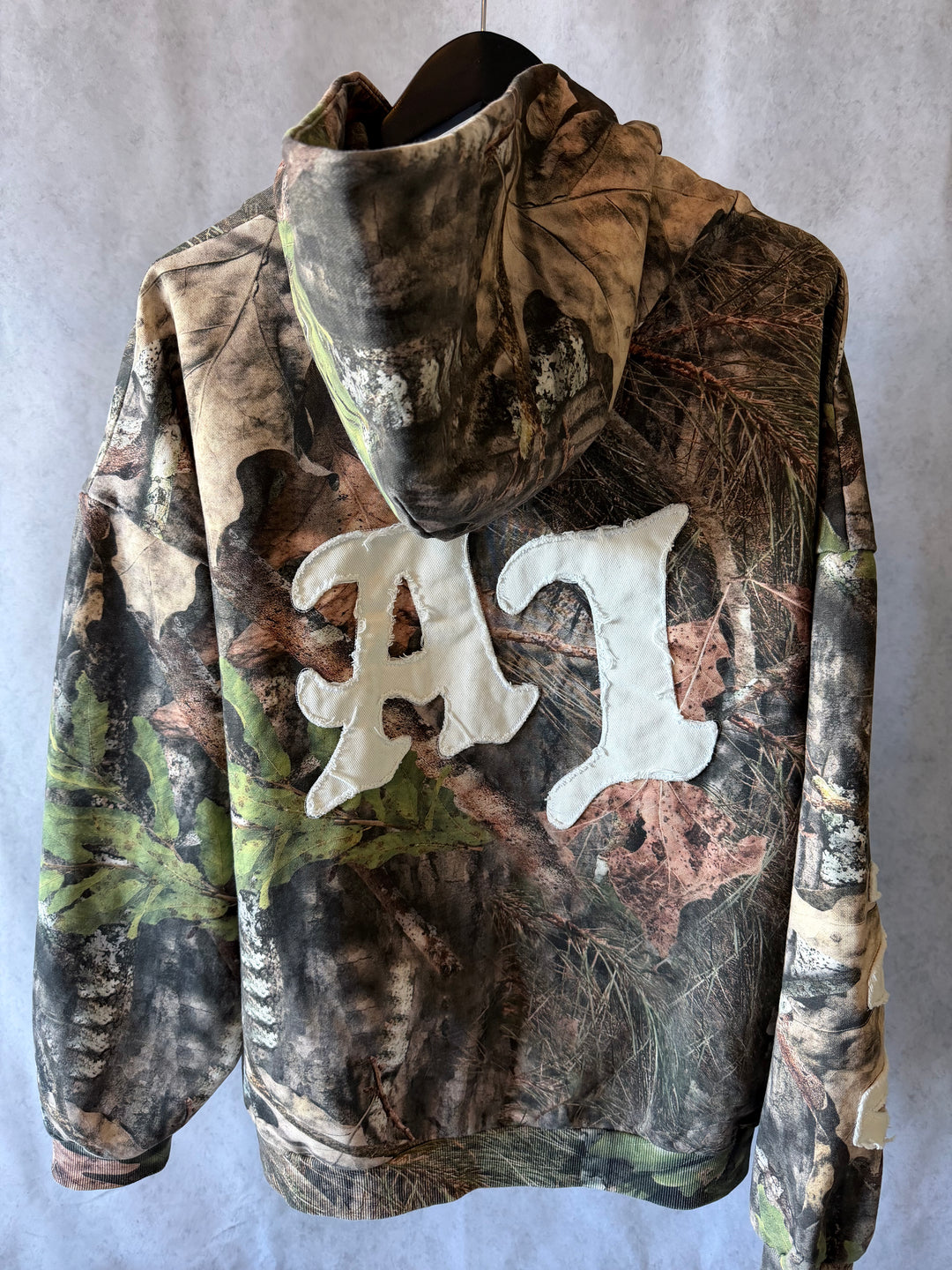 EARN EVERY INCH HOODIE - CAMO