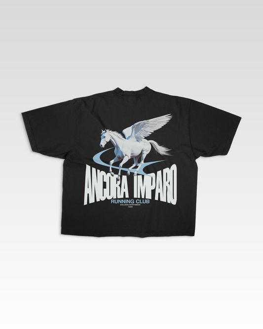 PEGASUS RUNNING CLUB TEE DROP SHOULDER IN BLACK